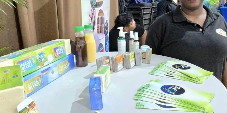 JOAB Blue Waste-programma: van frituurvet naar milieuvriendelijke zeep in Suriname